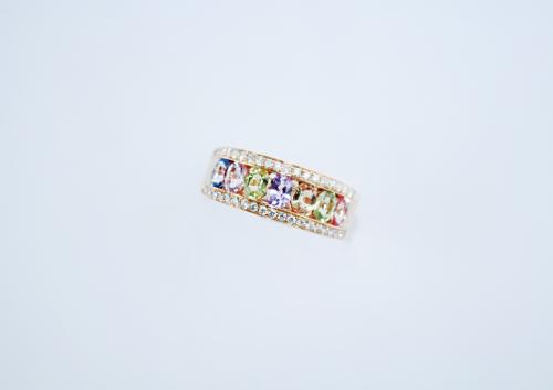 BAGUE OR ROSE SAPHIR ROSE 0.20CT(1) SAPHIRS VIOLET 0.80CT(4) SAPHIRS JAUNE 0.40CT(2) DIAMANTS 0.25CT(38) 5.03G T54