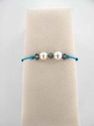 BRACELET EAU DOUCE CHINE 5,5/6MM SEMI-RONDE BLANCHE 3 CRISTAL NOIR