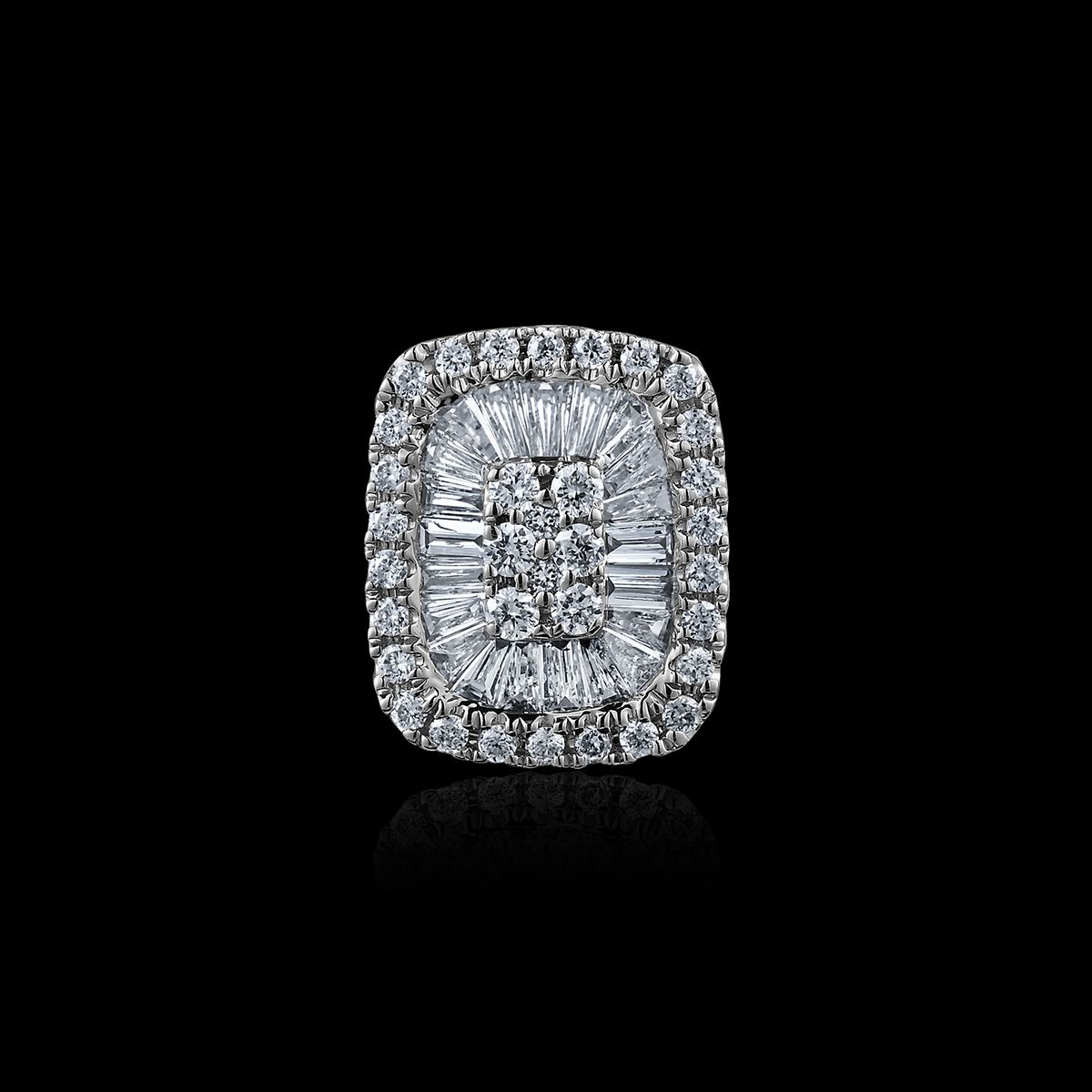 PENDENTIF OR GRIS 750/00 0.55g 34 DIAMANTS RONDS 0.07CT 3 DIAMANTS BAGUETTES 0.01CT 15 DIAMANTS TRAPEZE 0.06CT
