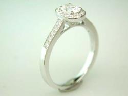 BAGUE OR GRIS 750/00 3.06g DIAMANT T54 - (ov) Zc0.50 (22) D0.18 CT
