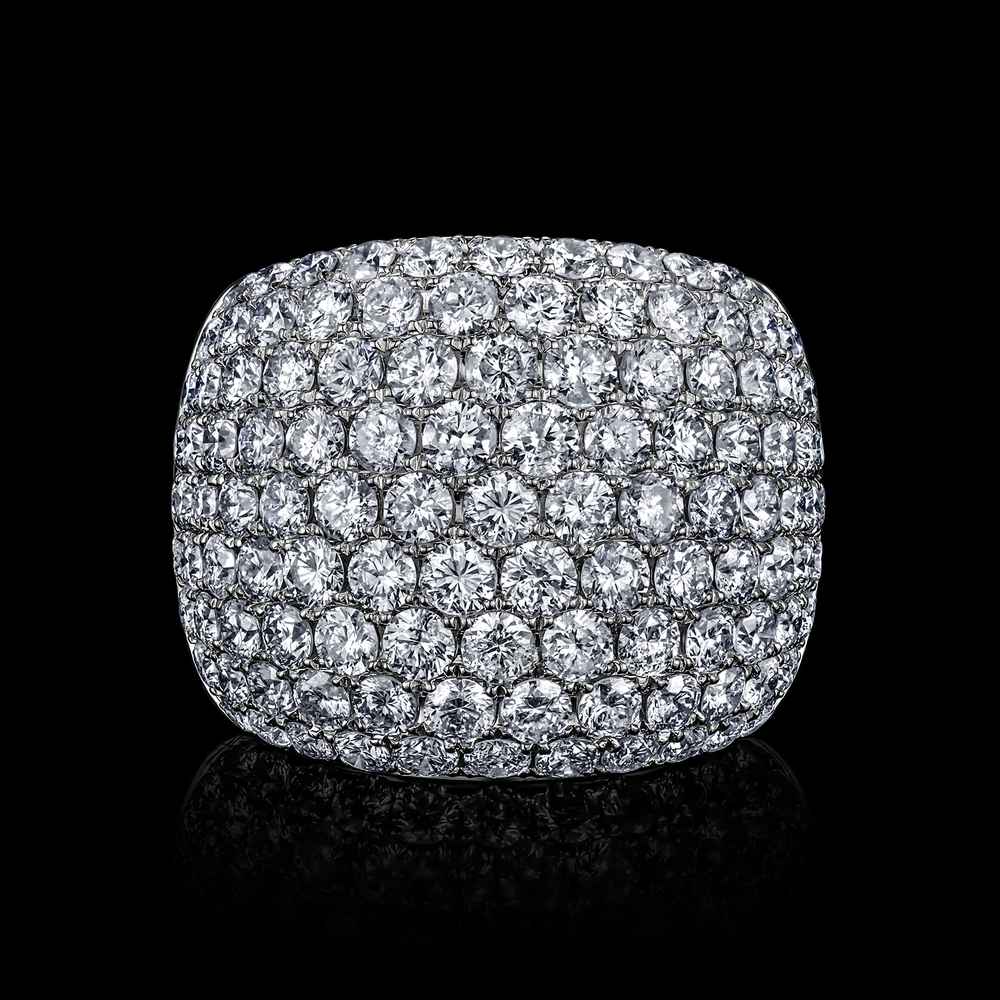 BAGUE OR GRIS 750/00 8.75g 115 DIAMANTS RONDS 5.03CT