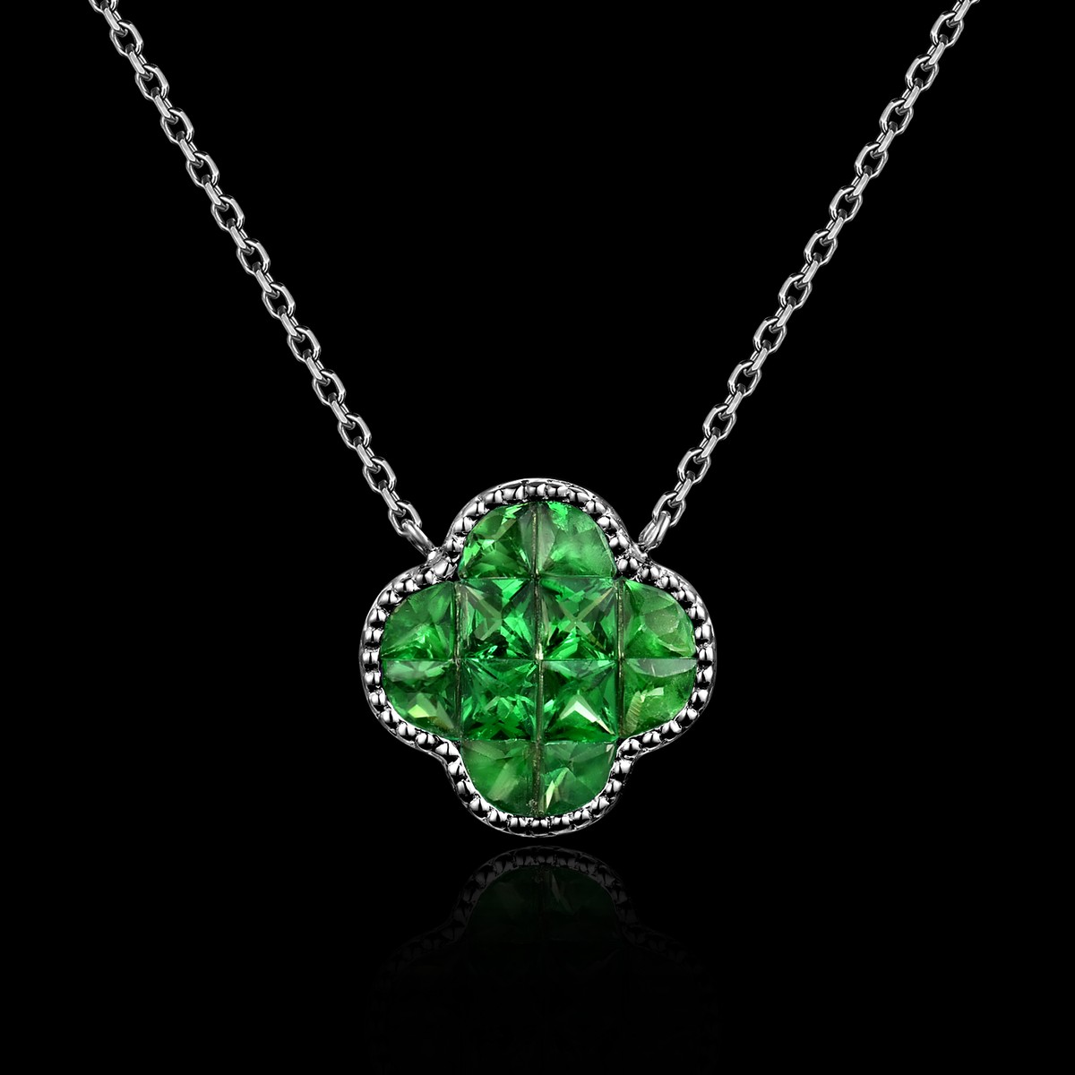 COLLIER OR GRIS 750/00 1.65g 12 TSAVORITES 0.65CT