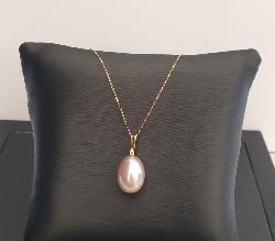 PENDENTIF OR JAUNE 750/00 0.30g EAU DOUCE CHINE 10/11MM POIRE NATUREL 1 DIAMANT 0.02