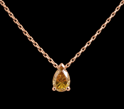 COLLIER OR ROSE 750/00 1.85g 1 DIAMANT POIRE DE COULEUR 0.56CT SERTI GRIFFES