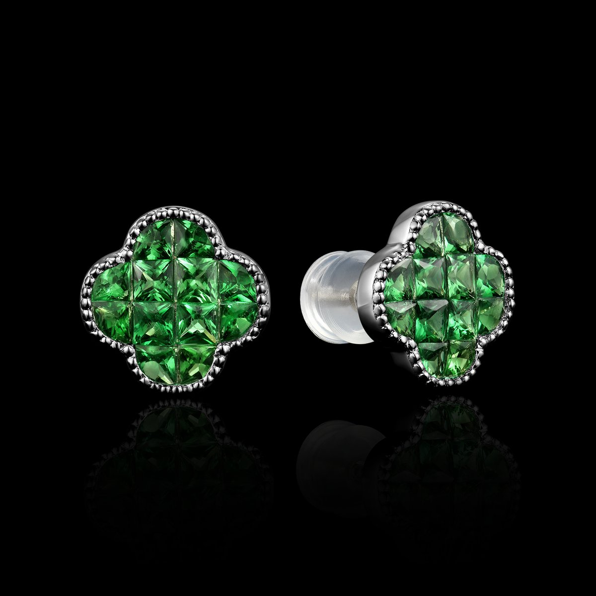 BO OR GRIS 750/00 2.12g 24 PRINCESSES TSAVORITES 1.13CT