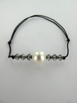 BRACELET EAU DOUCE 8,5/9MM SEMI-RONDE BLANCHE 6 CRISTAL