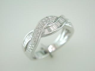 BAGUE OR ROSE 750/00 5.52g 65 DIAMANT 0.57 T54