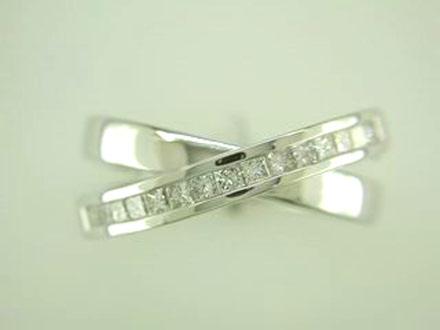 BAGUE OR GRIS 750/00 9.29g 15pc DIAMANT 0.48CT T54