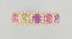 BAGUE OR ROSE 750/00 3.80g 5 SAPHIR 1.40 48 DIAMANT 0.26 T54