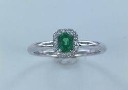 BAGUE OR GRIS 750/00 2.76g 1 EMERAUDE VERT 0.36CT 14 DIAMANT 0.05CT T54