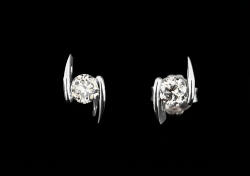 BO OR GRIS 750/00 3.38g 2 DIAMANTS 1.27CT