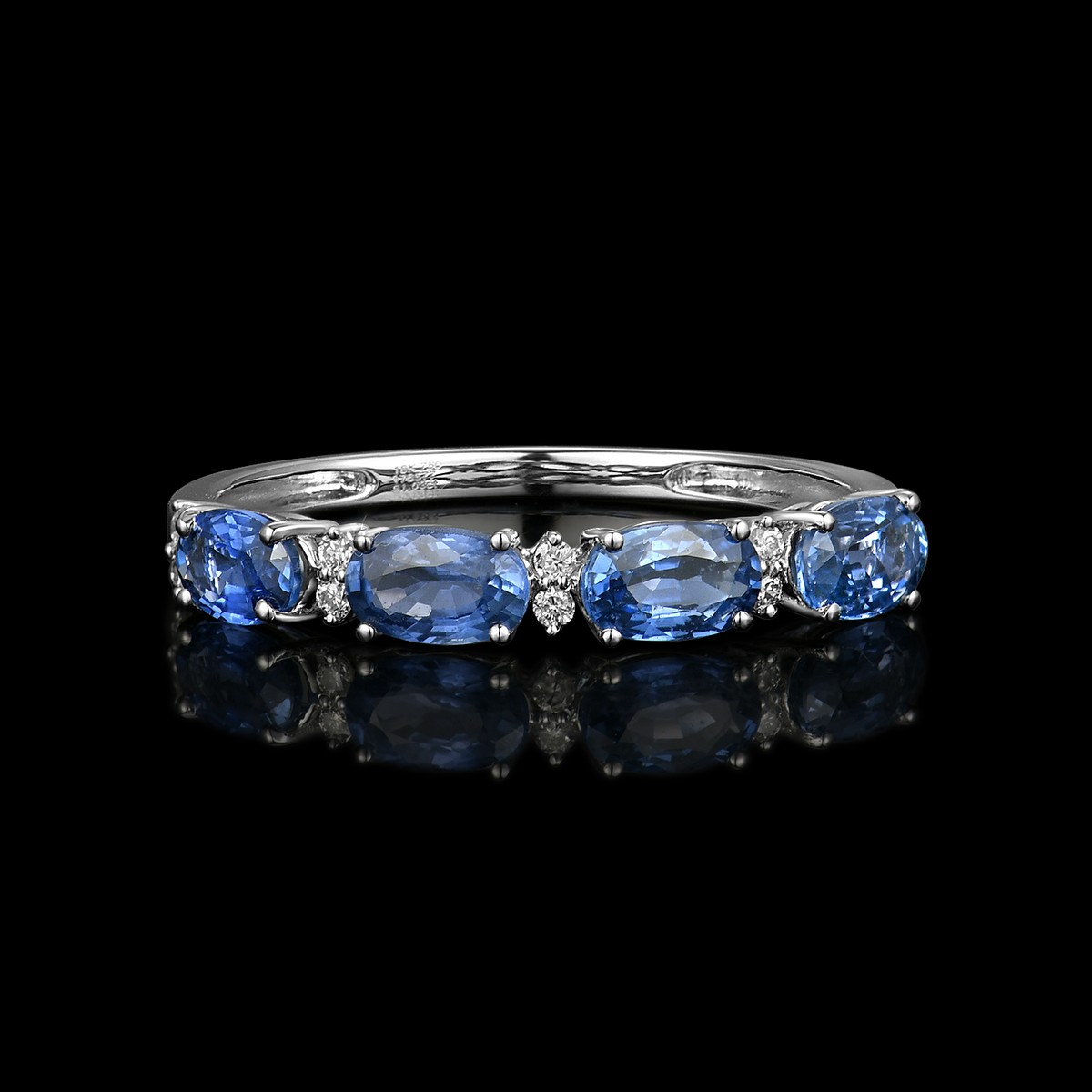 BAGUE OR GRIS 750/00 1.19g 4 SAPHIRS OVALES 1.03CT 10 DIAMANTS RONDS 0.06CT