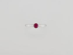 BAGUE OR GRIS 750/00 2.13g 1 RUBIS 0.41CT 12 DIAMANTS 0.07 T54